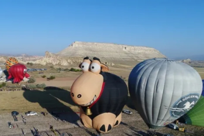 Figürlü balonlar festivale renk katt!