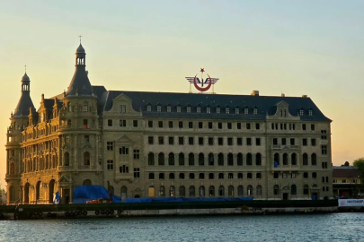 Bakan Ersoy: Haydarpaşa, yıllar sonra tarihi silüetteki yerini almaya başladı